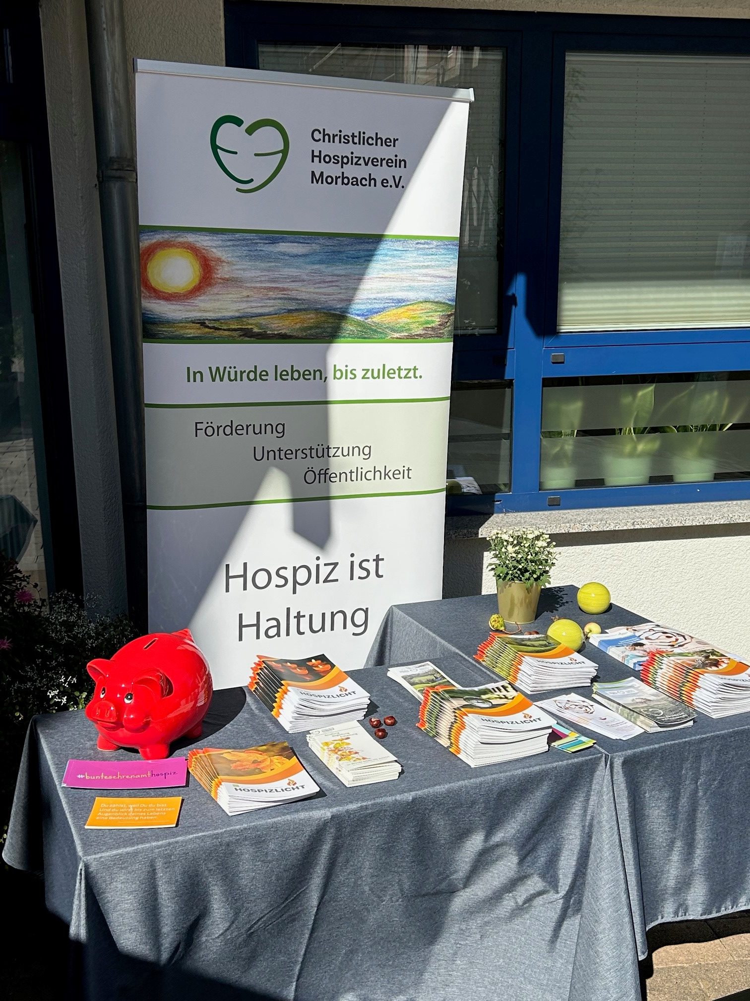 Infostand am Tag der offenen Tür des Ambulanten Hospiz Morbach und Christl. Hospizverein Morbach