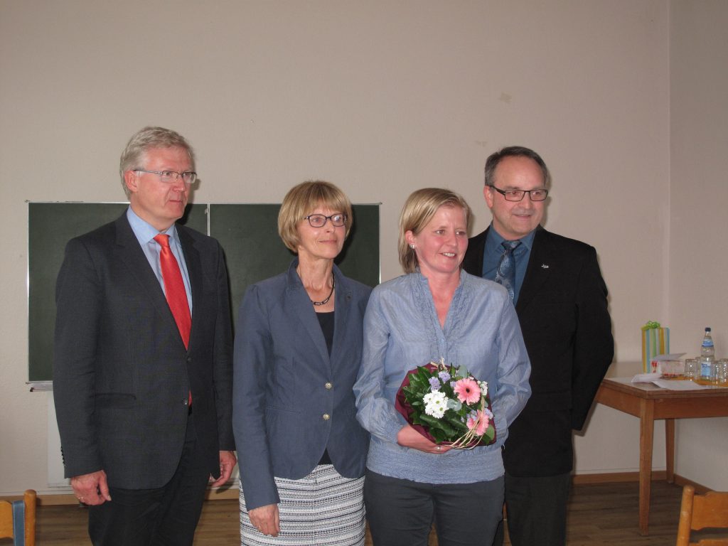 Alexandra Thomas (Dritte von links) bei Ihrer Einführung ins Ambulante Hospiz Morbach